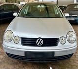 Volkswagen Biete einen sparsamen Voklwagen Polo an mi... - : Kleinwagen, Sparsame