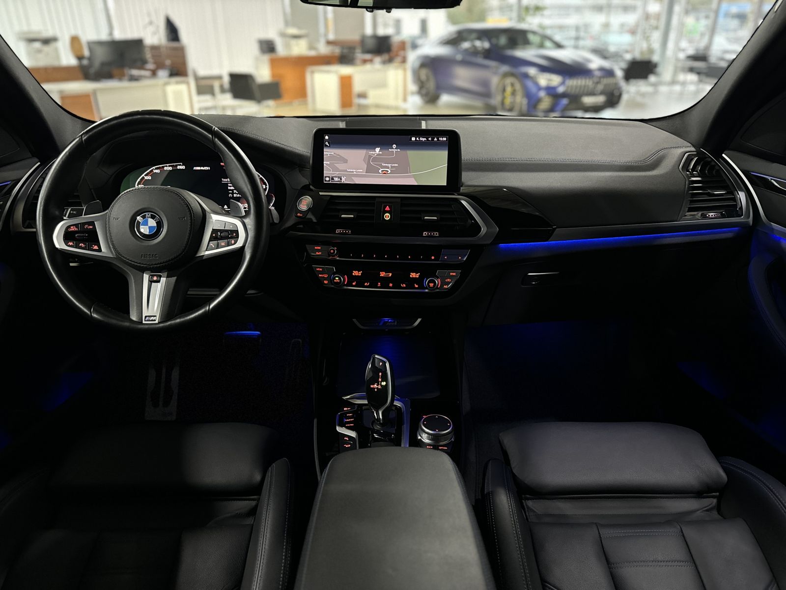 Fahrzeugabbildung BMW X3 M40i Kamera HUD DAB DisplKey Komfort 21Zoll