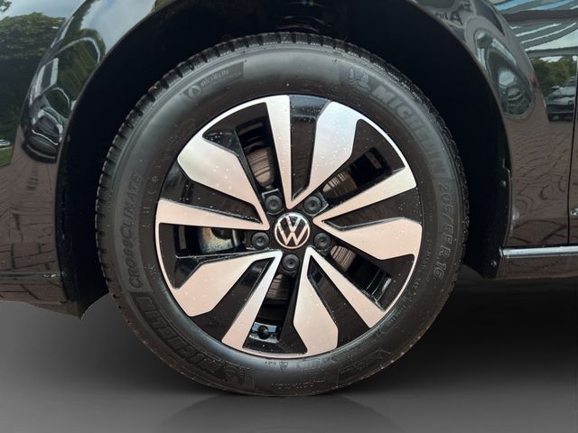 Golf VIII 1.5 eTSI 110 kW Goal ACC FACEL. LED