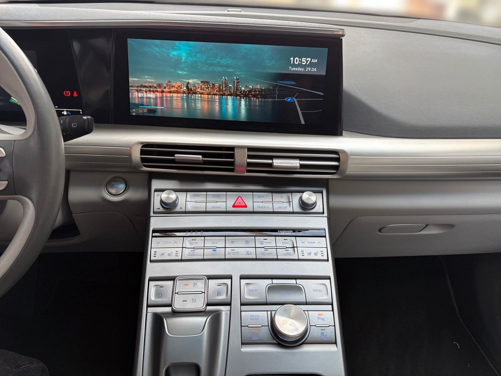 Fahrzeugabbildung Hyundai Nexo *WASSERSTOFF*