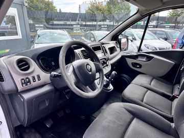 Renault Trafic - 9