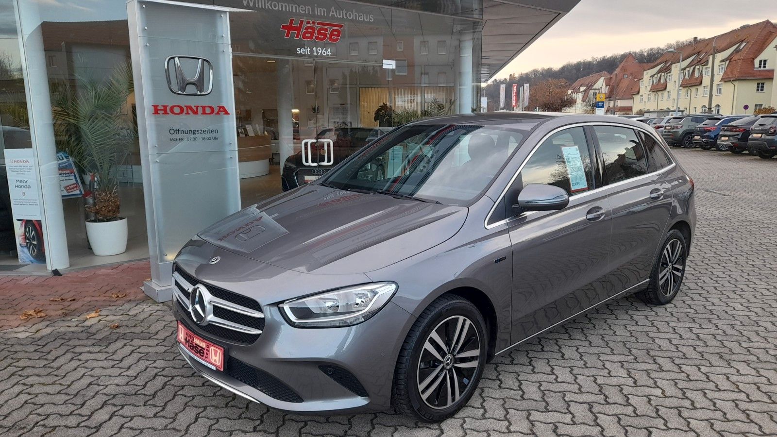 MERCEDES-BENZ B 250 e Progressive Hybrid Automatik LED 1. Hd