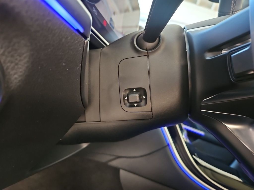 Fahrzeugabbildung Mercedes-Benz C 200 T AMG Night AHK Pano Memory LED Ambie. KAM