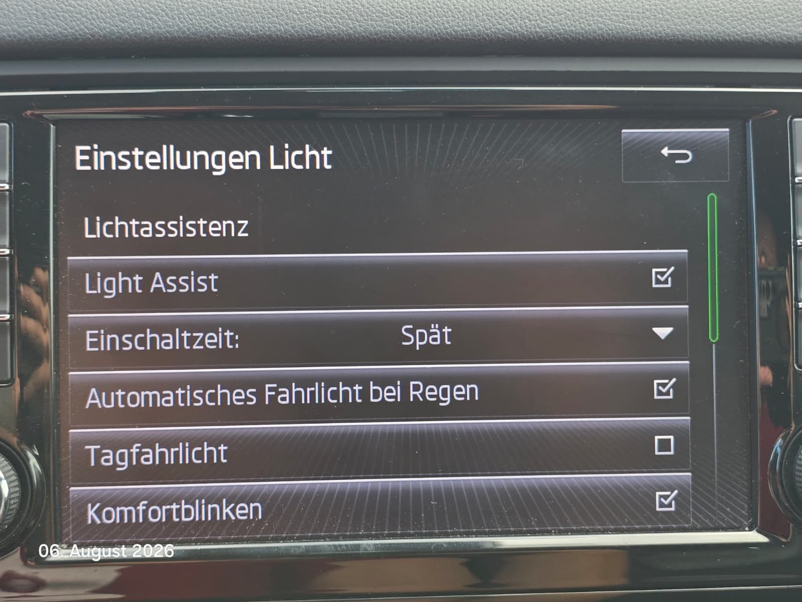 Fahrzeugabbildung SKODA Octavia 2.0 TDI Elegance 4x4 AHK*TEMP*DAB*18"PDC