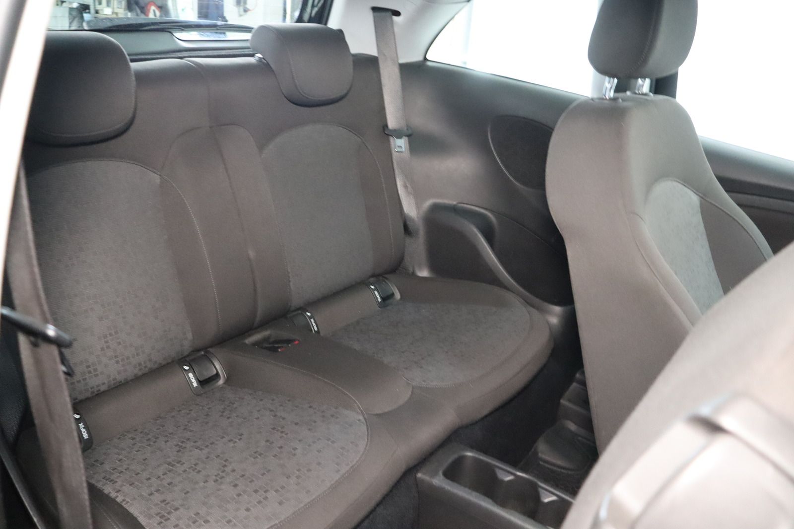 Fahrzeugabbildung Opel Adam 1.2 Jam Ecoflex