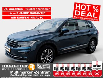 Volkswagen Tiguan - 1