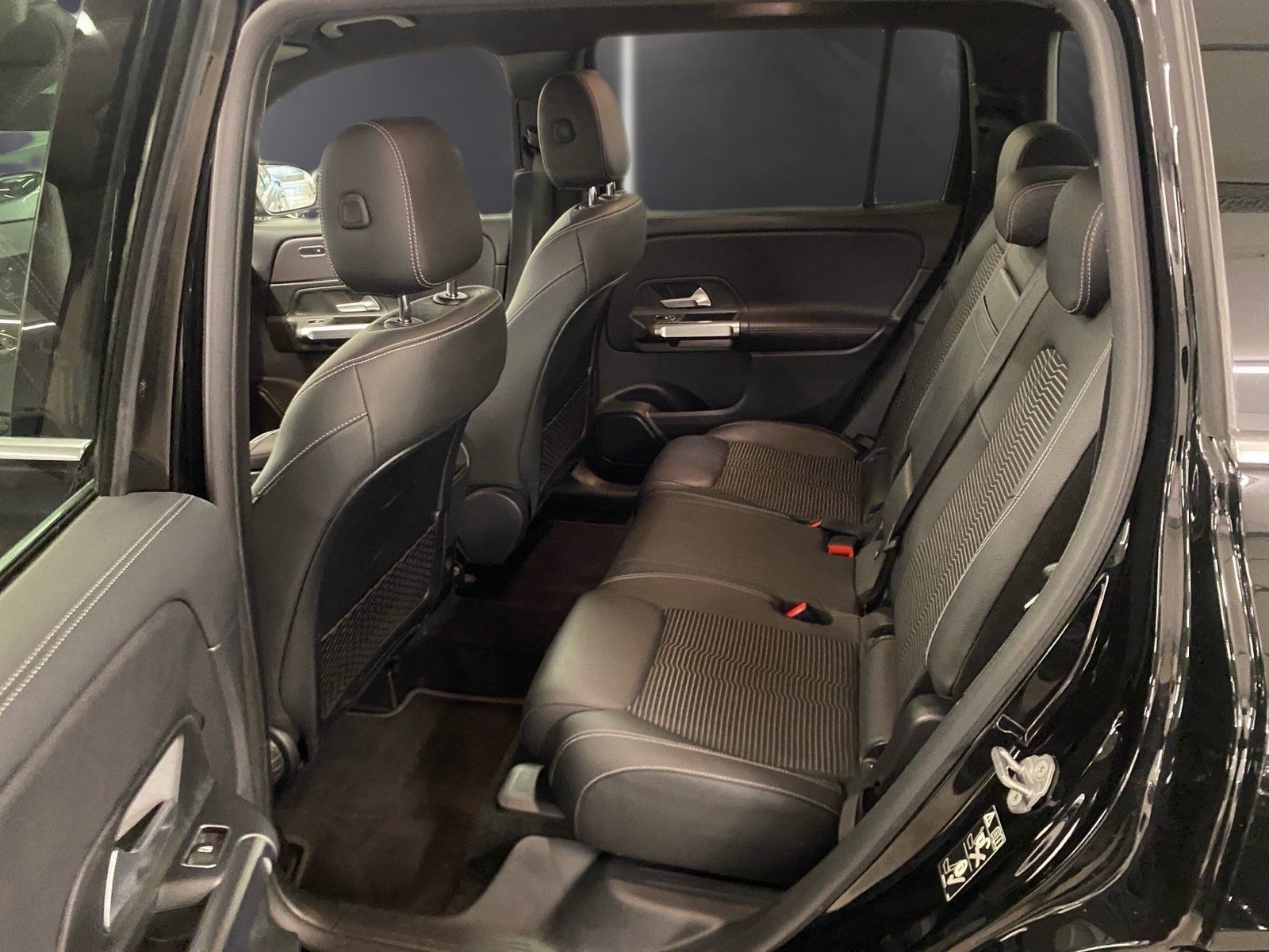 Fahrzeugabbildung Mercedes-Benz GLB 220 d 4M Progressive*Distronic*AHK*Kamera