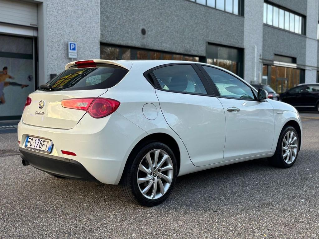 Alfa Romeo Giulietta