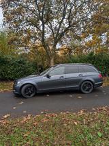 Mercedes-Benz C 220 cdi - graue Mercedes-Benz 220
