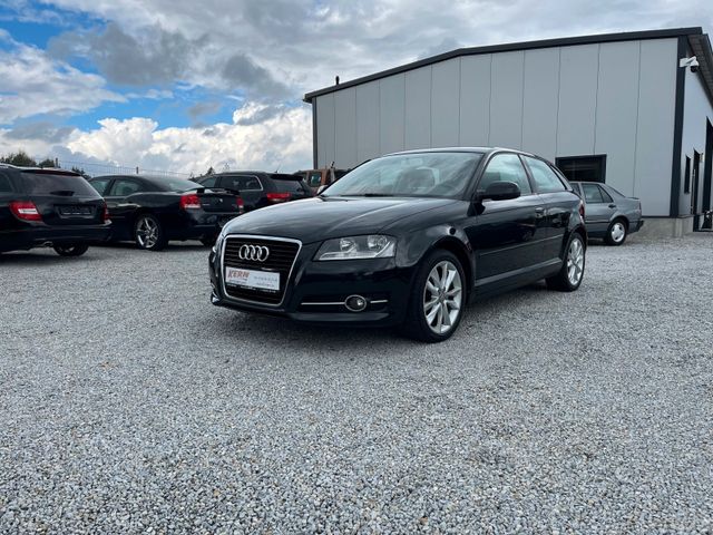 Audi A3 1.4 TFSI Ambition, NAVI, SHZ, Klimaauto.