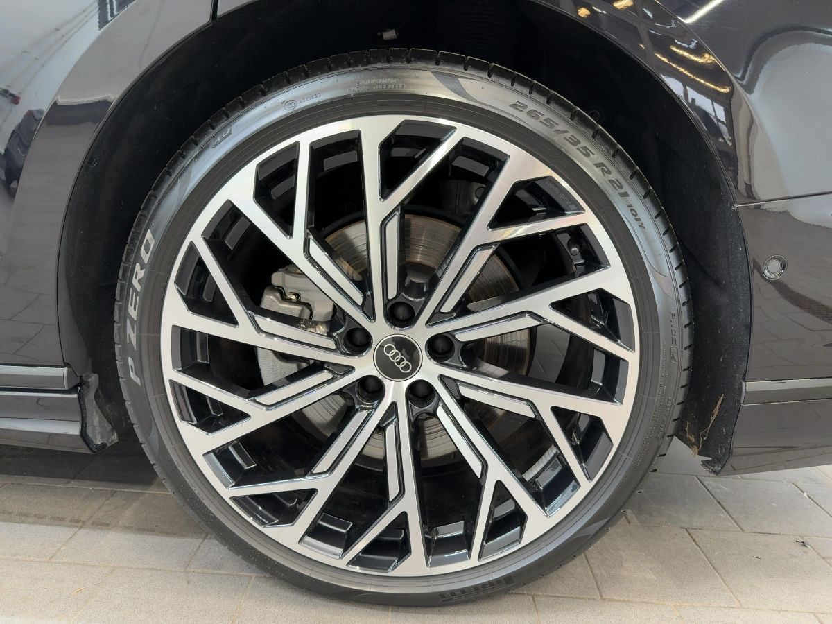 Audi A8 - Bild 8