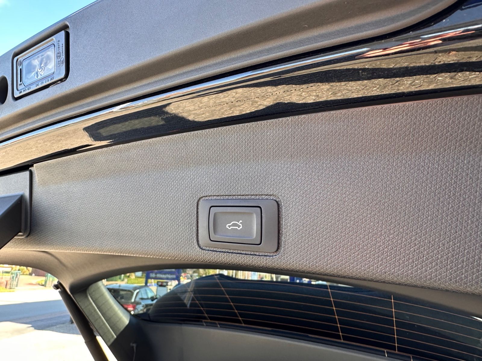 Fahrzeugabbildung CUPRA Terramar 1.5 eTSI DSG AHK/Navi/ACC/LED/SHZG/GJR