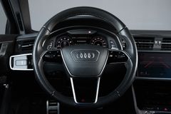 AUDI RS6 Avant 4.0 TFSI*Matrix*B&O*Dynamik*Keramik22"