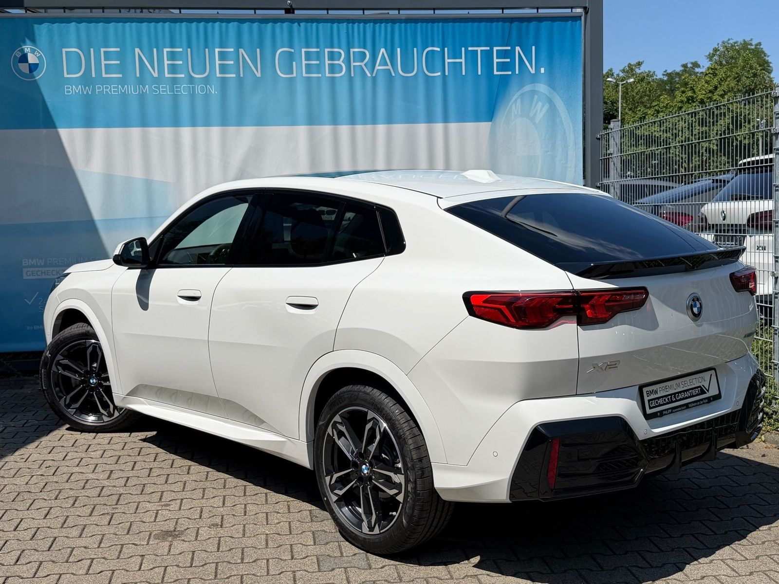 BMW X2 xDrive20d M Sport AHK PANO h&k Massage DA foto 5