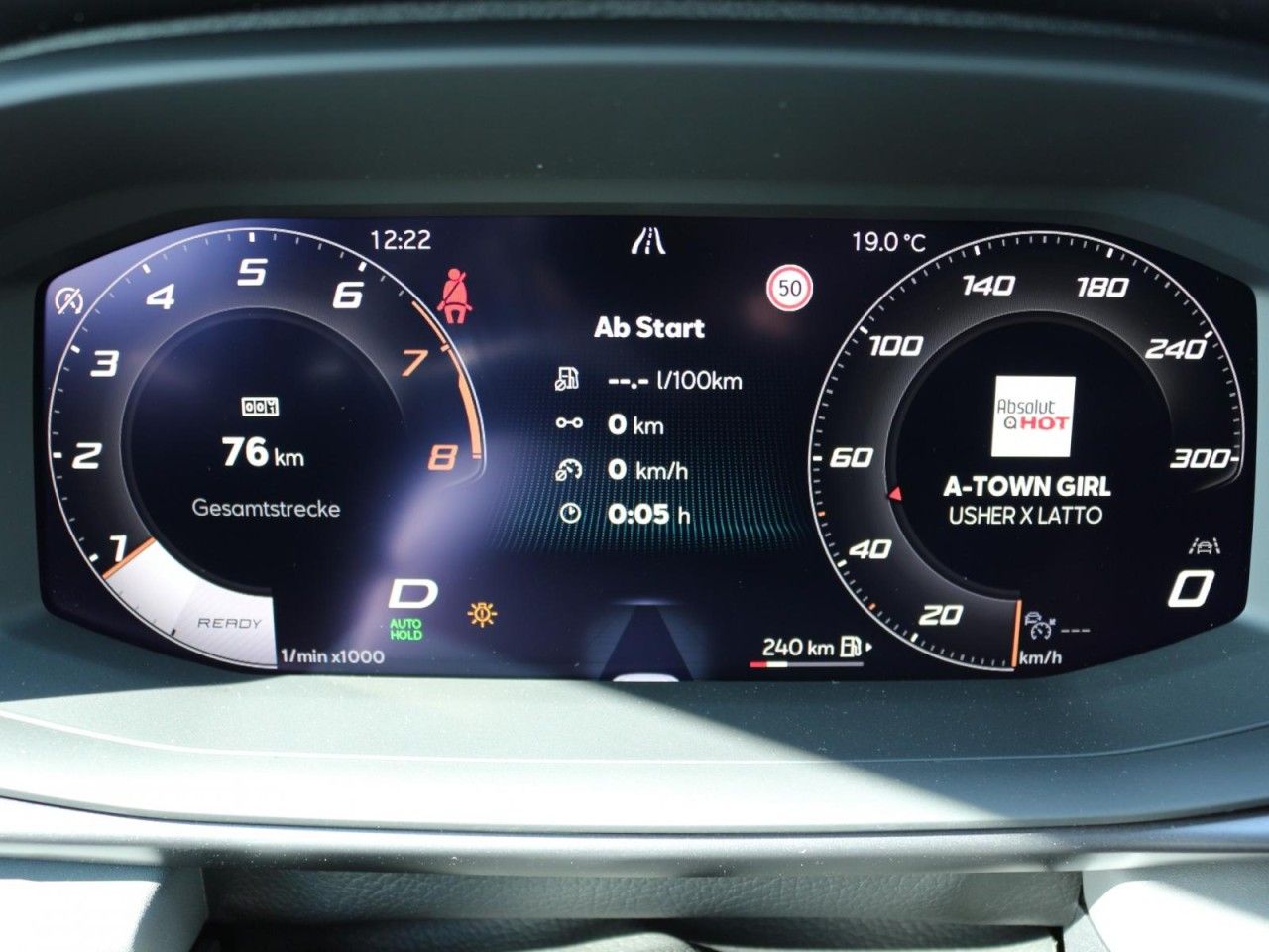 Fahrzeugabbildung CUPRA Terramar VZ 2.0 TSI DSG 4Drive