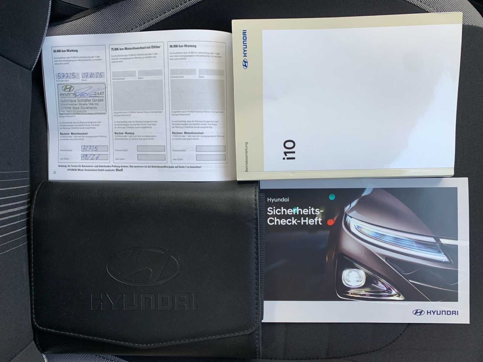Fahrzeugabbildung Hyundai i10 1.0 Select Anhängerkupplung Sitzheizung PDC