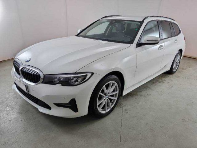 BMW 318 d 48V Touring Business Advantage