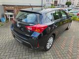 Toyota Auris Start Edition,1.6/Xenon/1-Hand/Park-Assist - gebrauchte Toyota Auris aus dem Jahr 2013