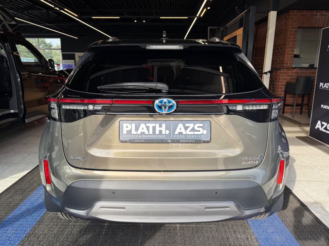 Toyota Yaris Cross Hybrid AWD-i Adventure