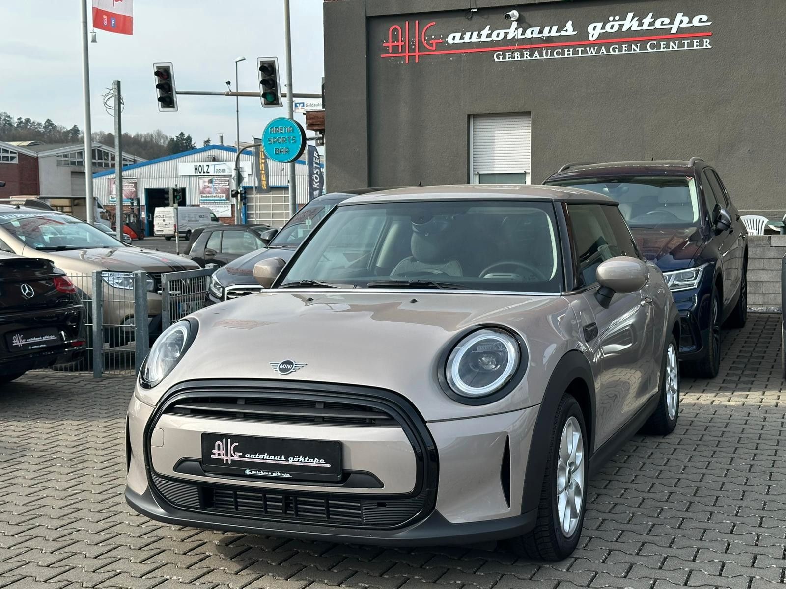 MINI ONE 1.5 Classic Trim *NAVI*PDC*SHZ*