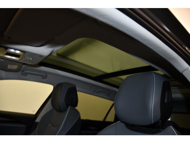 Volkswagen Passat Variant - Bild 10