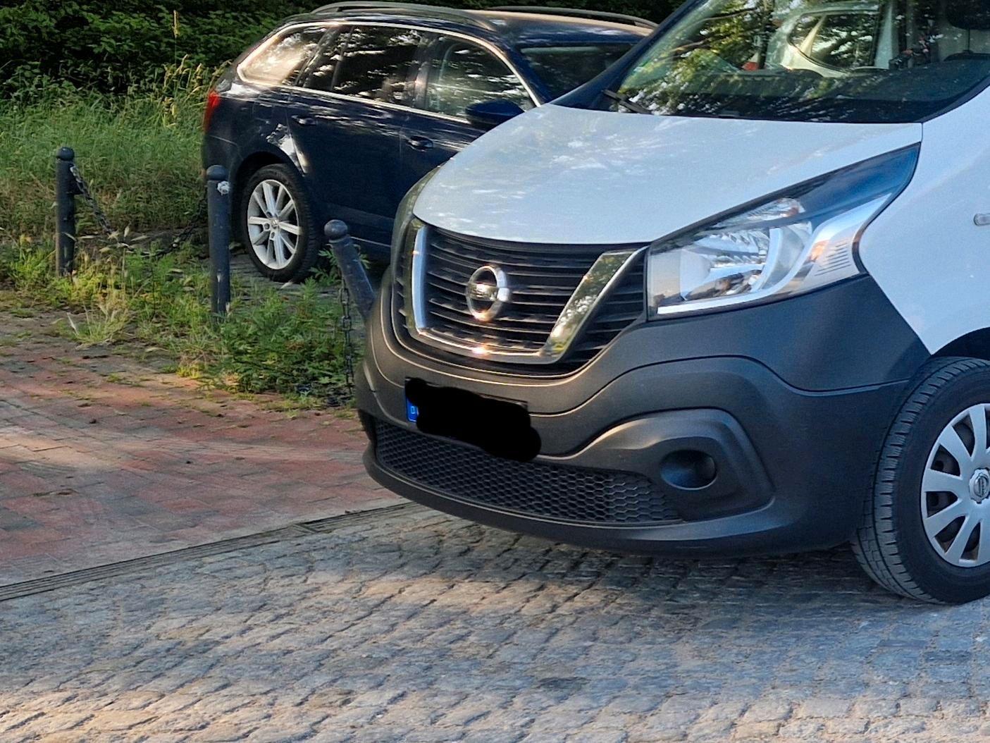 Nissan NV300