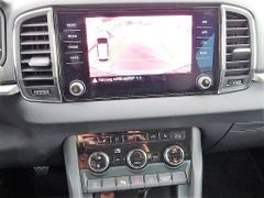 Fahrzeugabbildung Skoda Karoq 1,5 TSI Clever AHK ALW Navi