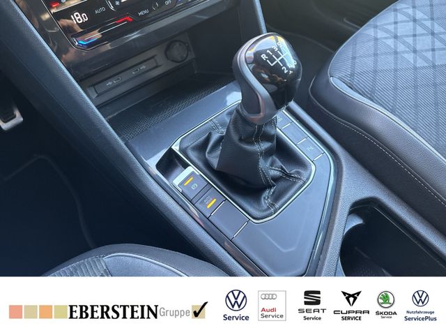 Volkswagen Tiguan R-Line 2,0TDI AHK IQ.Light Navi RFK