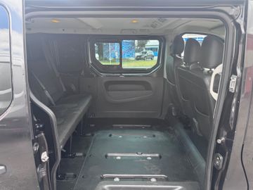 Renault Trafic - 10