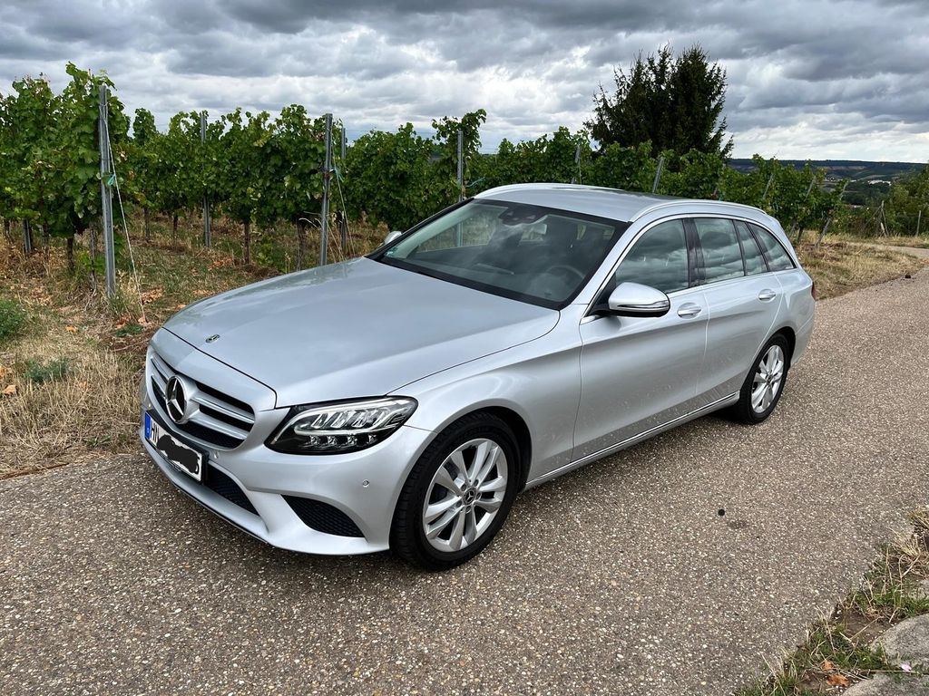 Image of Mercedes-Benz C 200