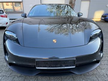 2020 Porsche TAYCAN 照片 2