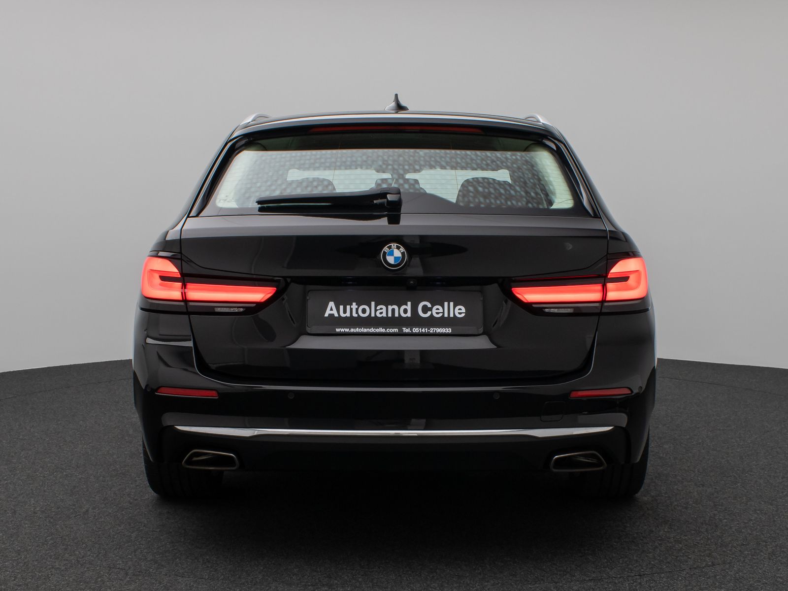 Fahrzeugabbildung BMW 540d xD Luxury Line Kamera HUD DAB ACC Alarm LED
