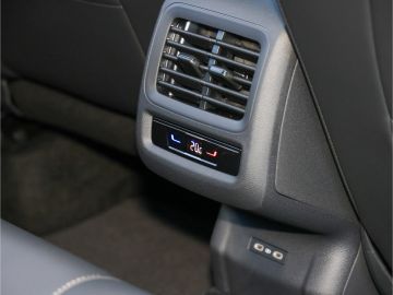 Volkswagen T-Roc R-Line 1.5 TSI DSG Black-Style AHK Pano