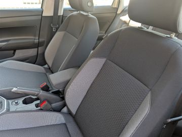 Volkswagen Polo - 10
