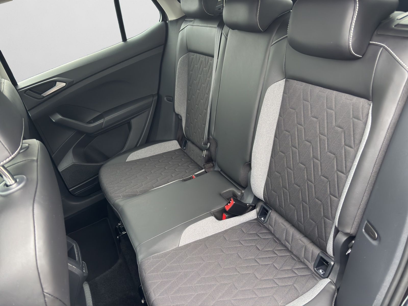 Volkswagen T-Cross - Bild 15