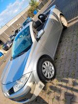 Renault Automatigetribe Megan cabrio_ 1490... - Renault Megane mit Benzin-Antrieb: Cabrio, Automatik