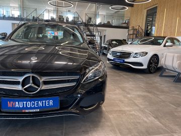 Mercedes-Benz C180 CGI Limousine Avantgarde*NAVI*LED*TEILLEDER