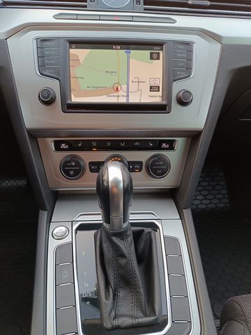 Passat Variant 2.0 TDI*LED*ACC*Navi*Ergo*3-Zonen