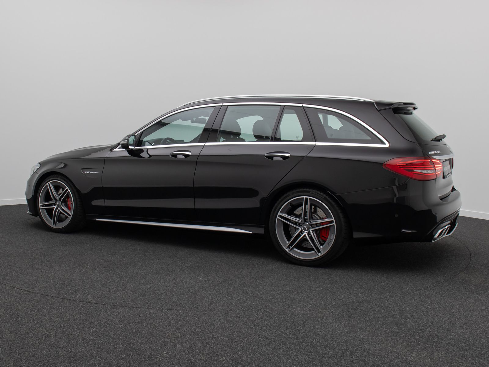 Fahrzeugabbildung Mercedes-Benz C 63 AMG Panorama DAB Burmester Komfort Voll