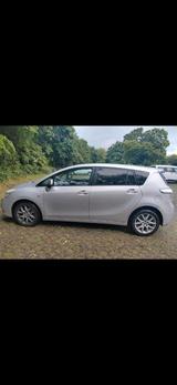 Toyota zu verkaufen. 7 Sitze - Toyota Corolla Verso mit Diesel-Antrieb