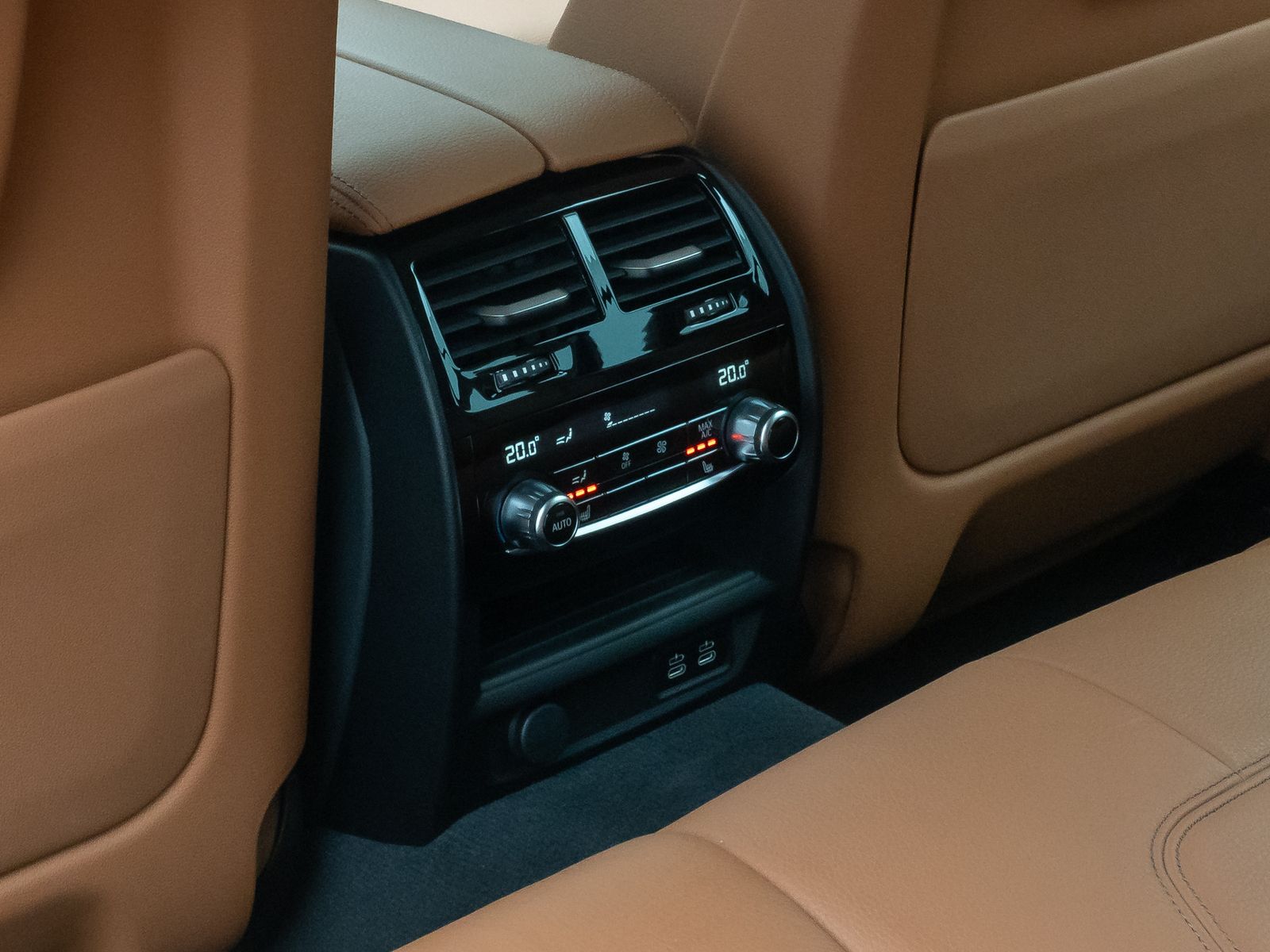 Fahrzeugabbildung BMW 530i xD LuxuryLine HUD Laser 360°Komfort 4xKlima