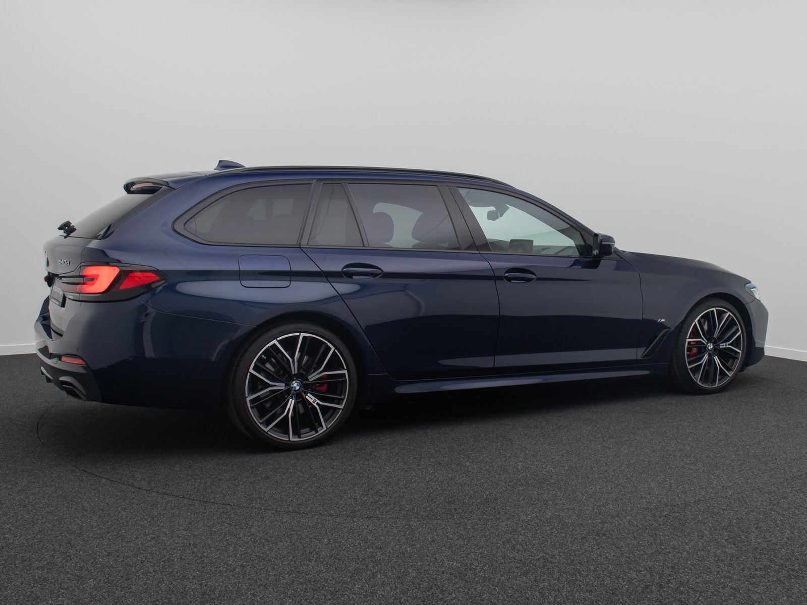 Fahrzeugabbildung BMW 540d xD M Sport Pro DAB HUD Kamera Laser H/K 20"