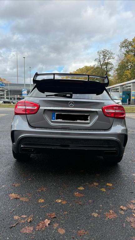 Mercedes-Benz GLA 45 AMG