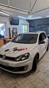 Volkswagen VW Golf 6 GTI adidas - Volkswagen Golf: GTI Adidas