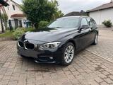 BMW 318d Touring - BMW 318: Schwarz, 318d