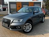 Audi Q5 3.0 TDI quattro *XEN*NAVI*AHK*BT*TOP* - Audi Q5 mit Diesel-Antrieb: Grau