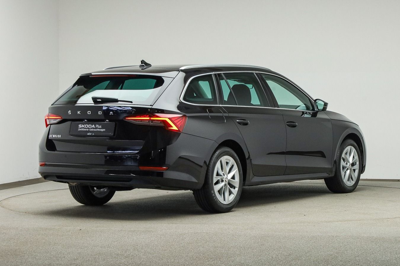 Skoda Octavia Combi 2.0 TDI DSG Style* HUD*ASSIST*NAVI imagem 3