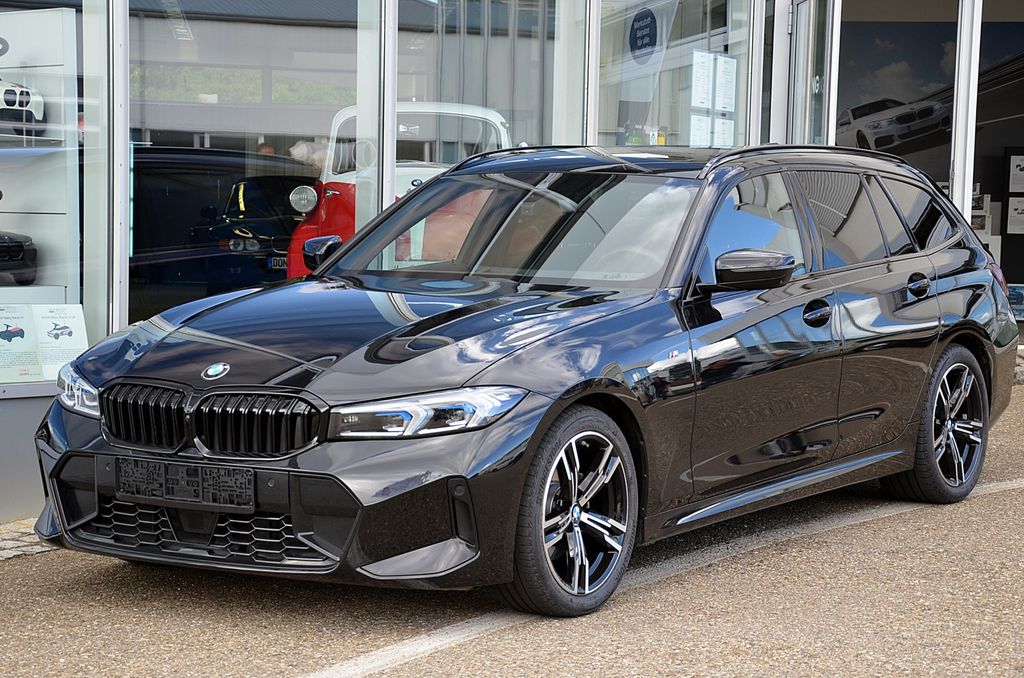 Image of BMW 320