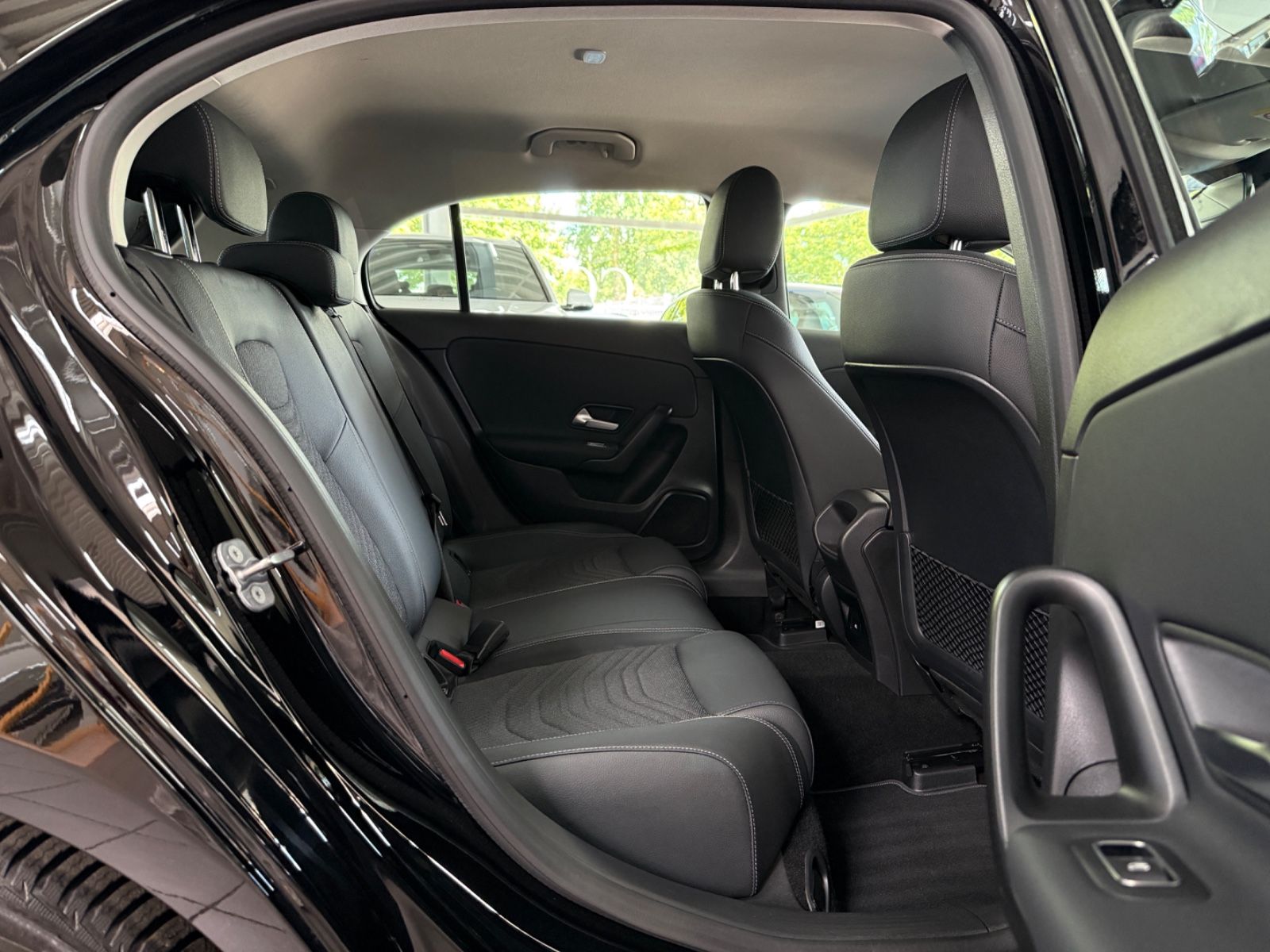 Mercedes-Benz A 180 d Lim. High LED Navi Direktlenkung Agility foto 24