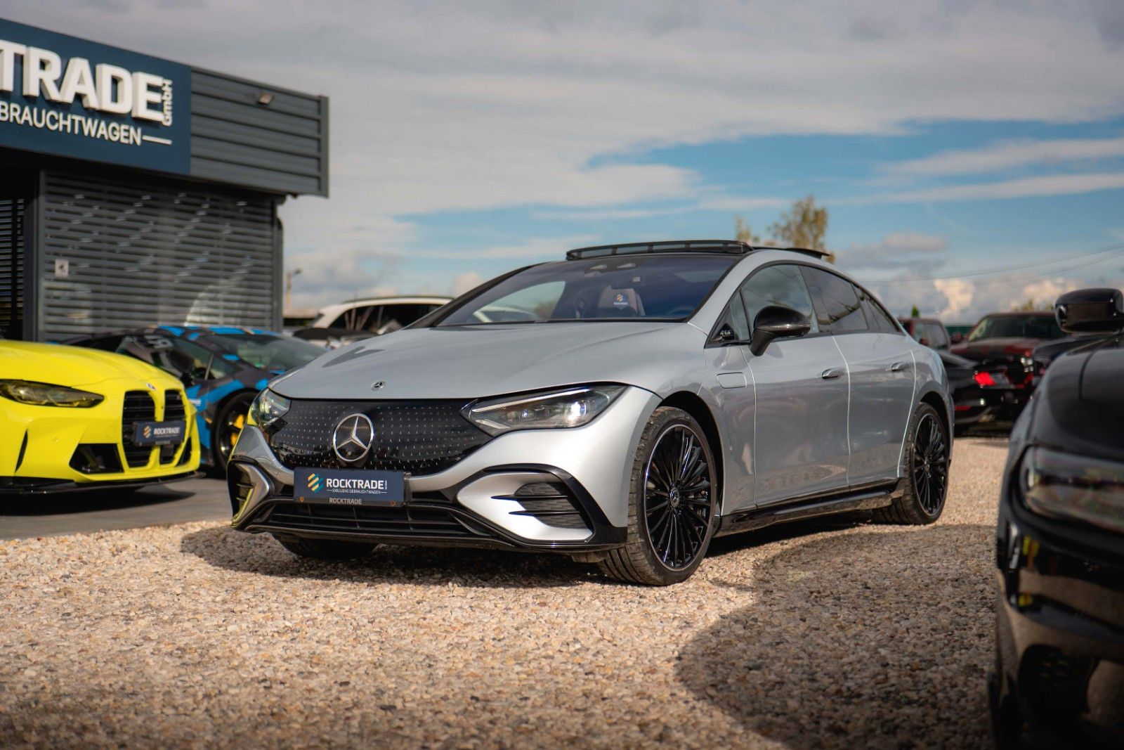 Fahrzeugabbildung Mercedes-Benz EQE 350+ AMG Night | Batterie NEU 100% | Pano